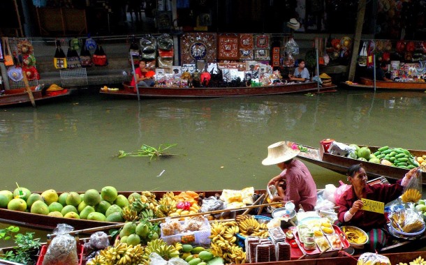 Floating markets of Thailand, shopping in Thailand